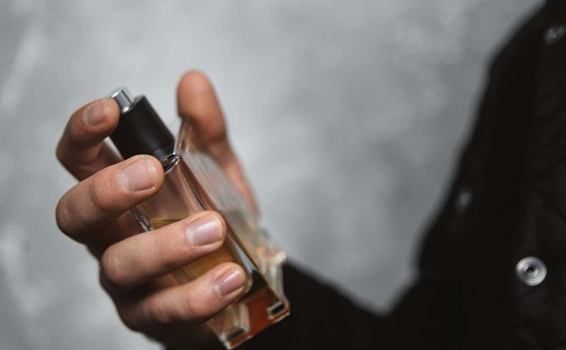 گروه عطر روحانی ، بهترین عطر فروشی مشهد ، بهترین عطرهای مردانه ، بهترین عطرهای زنانه ، عطر و ادکلن